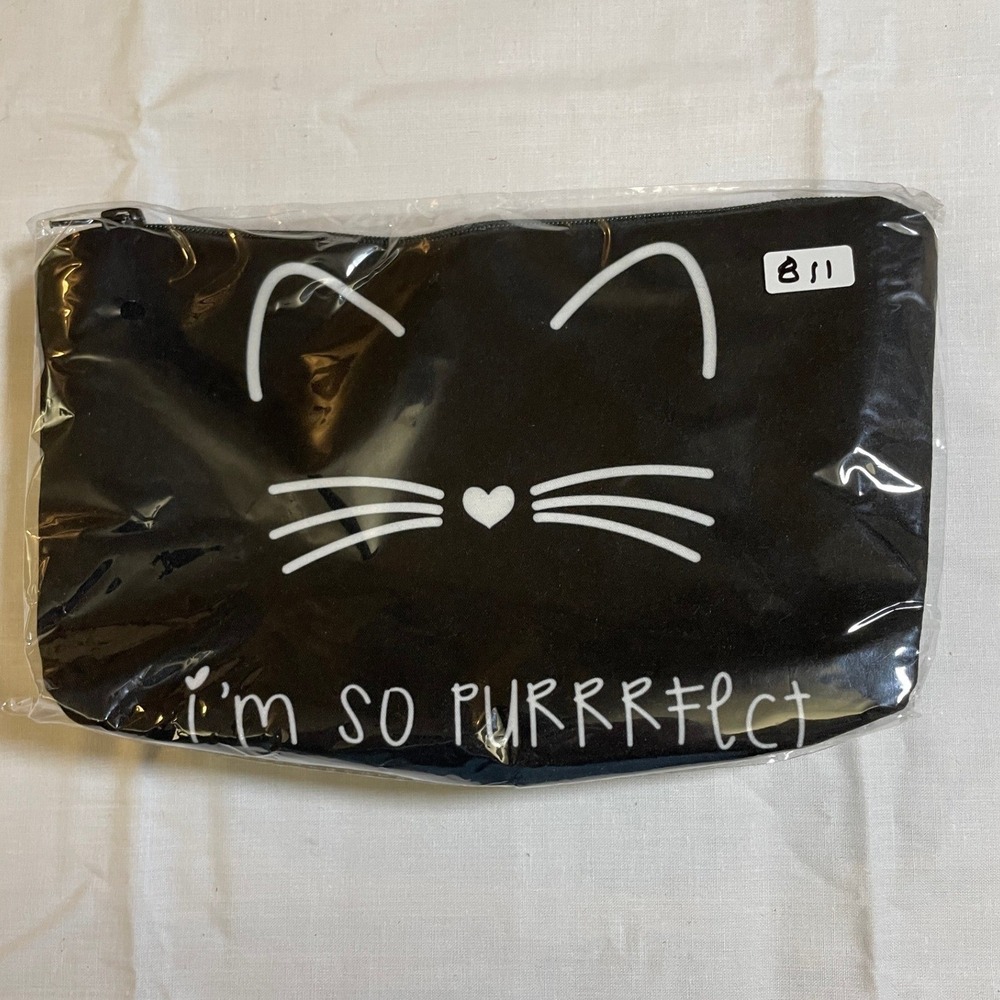 The Pouch Cosmetic Bag Black NWT Cat Face I'm So Purrrrfect Graphic